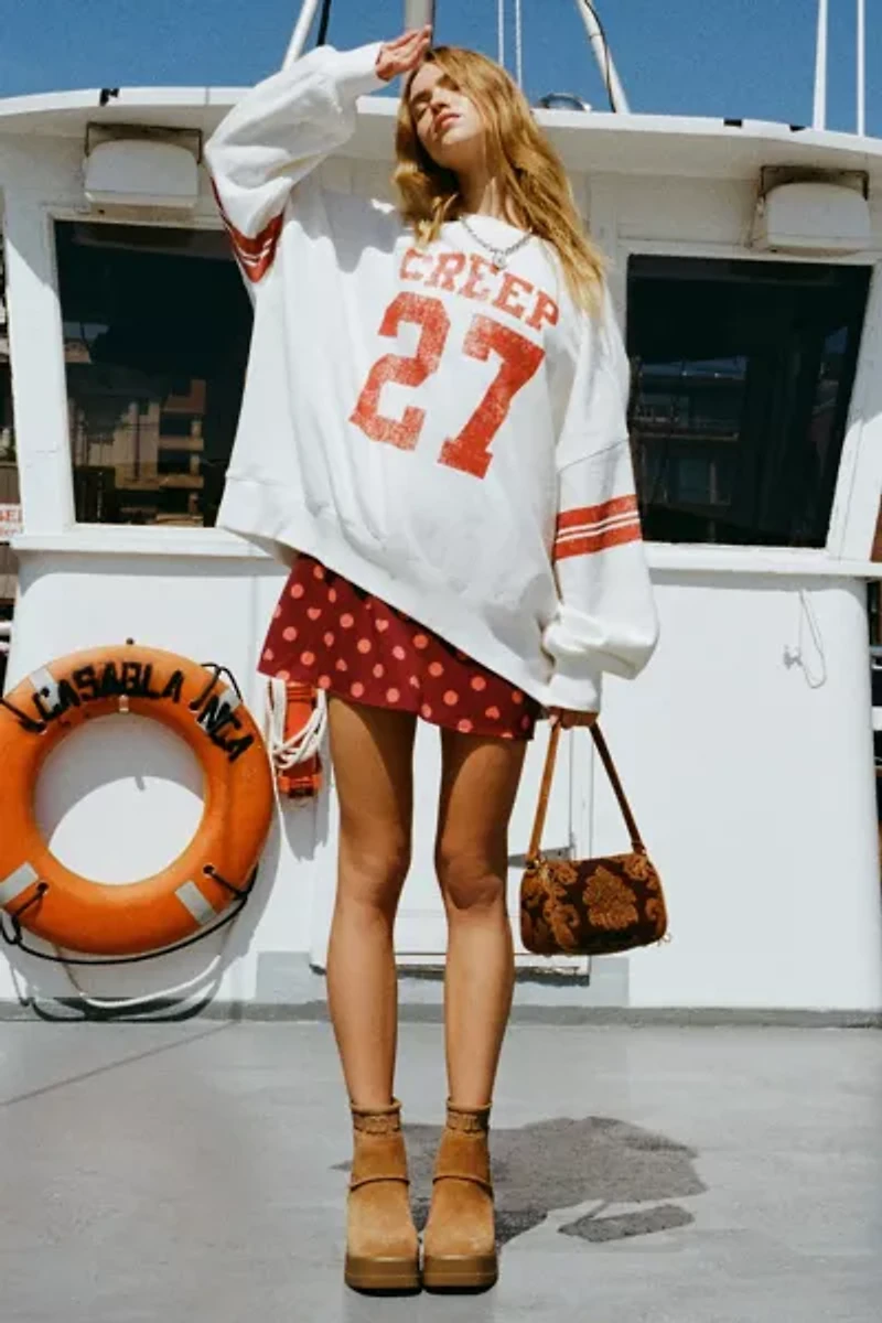 UO Gemma Graphic Oversized Crew Neck Pullover