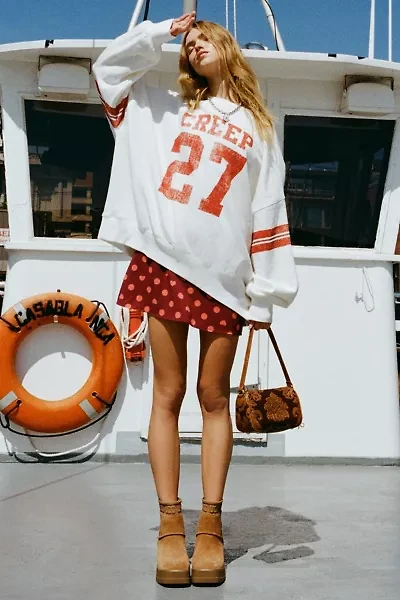 UO Gemma Graphic Oversized Crew Neck Pullover