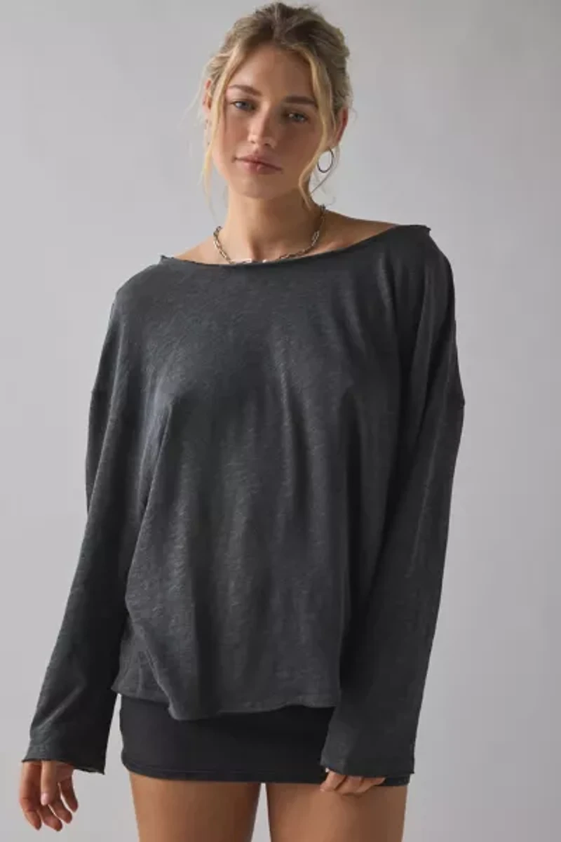 BDG Kurt Off-The-Shoulder Long Sleeve Tee