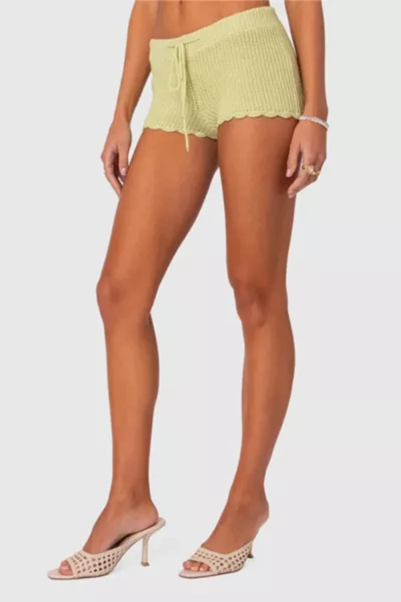 Edikted Danika Crochet Shorts