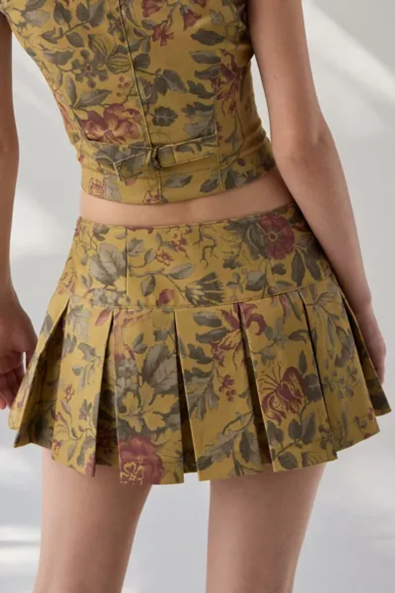 UO Feeling Naughties Tailored Vest Top + Pleated Skort 2-Piece Set
