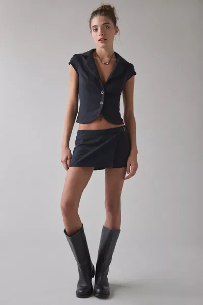 UO Daphne Cropped Button-Front Blazer Top