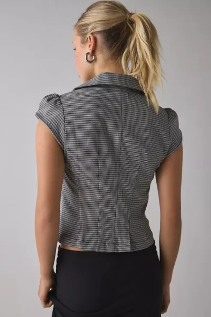 UO Daphne Cropped Button-Front Blazer Top