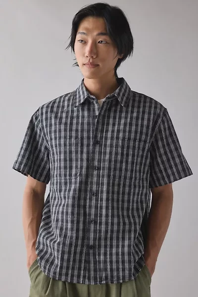 UO Checkerboard Plaid Short Sleeve Shirt