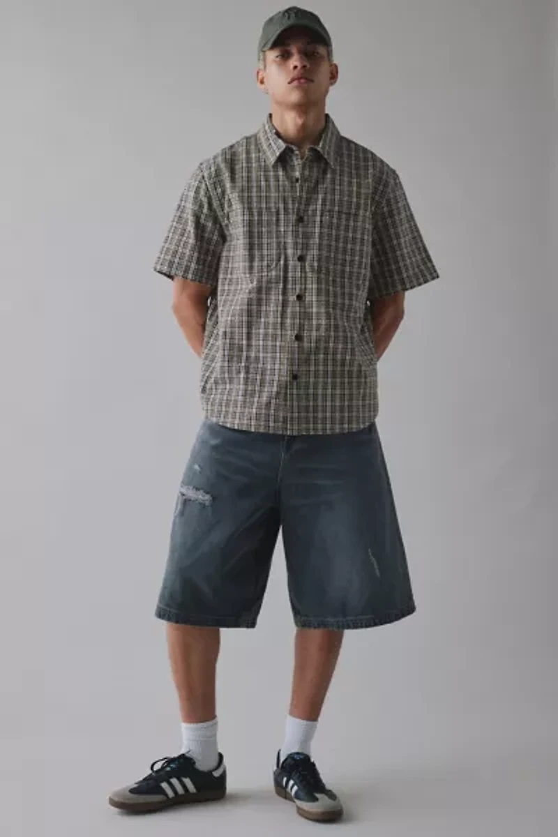 UO Checkerboard Plaid Short Sleeve Shirt