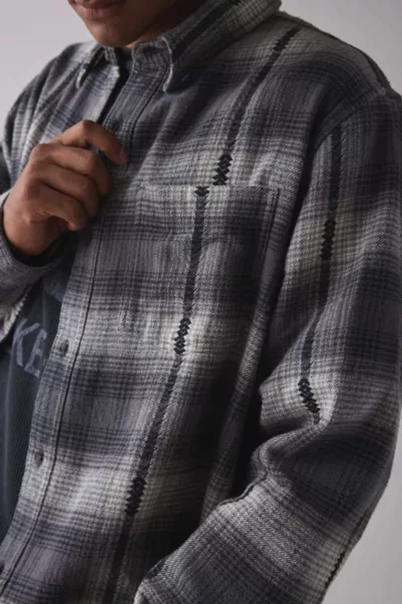 BDG Plaid Flannel Flat Hem Long Sleeve Shirt