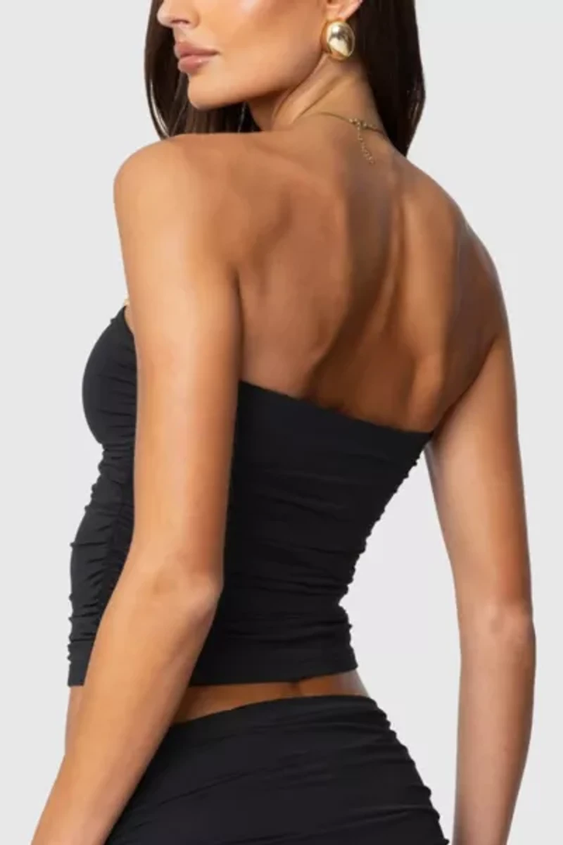 Edikted Curved U Strapless Top