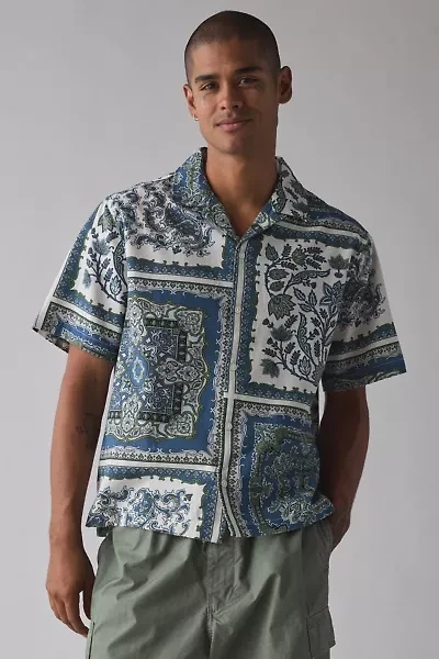 UO Scarf Pattern Short Sleeve Shirt