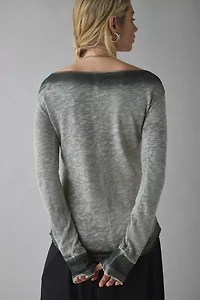 UO Brynn Cross Applique Graphic Long Sleeve Tee