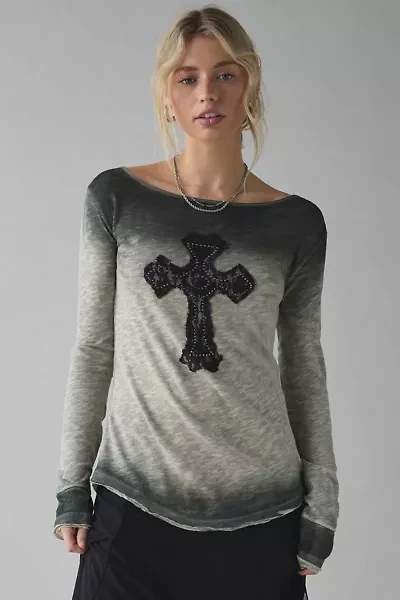 UO Brynn Cross Applique Graphic Long Sleeve Tee