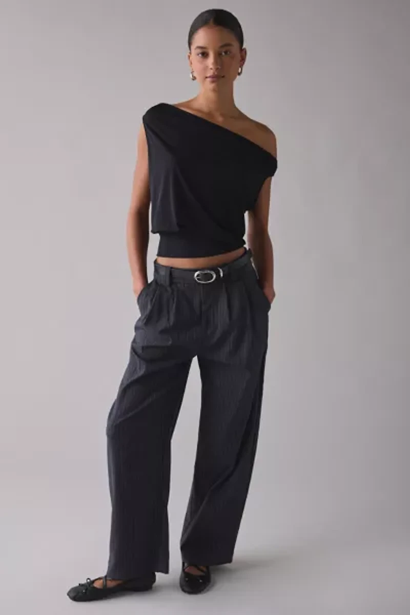 UO Sneaky Link Off-The-Shoulder Crop Top