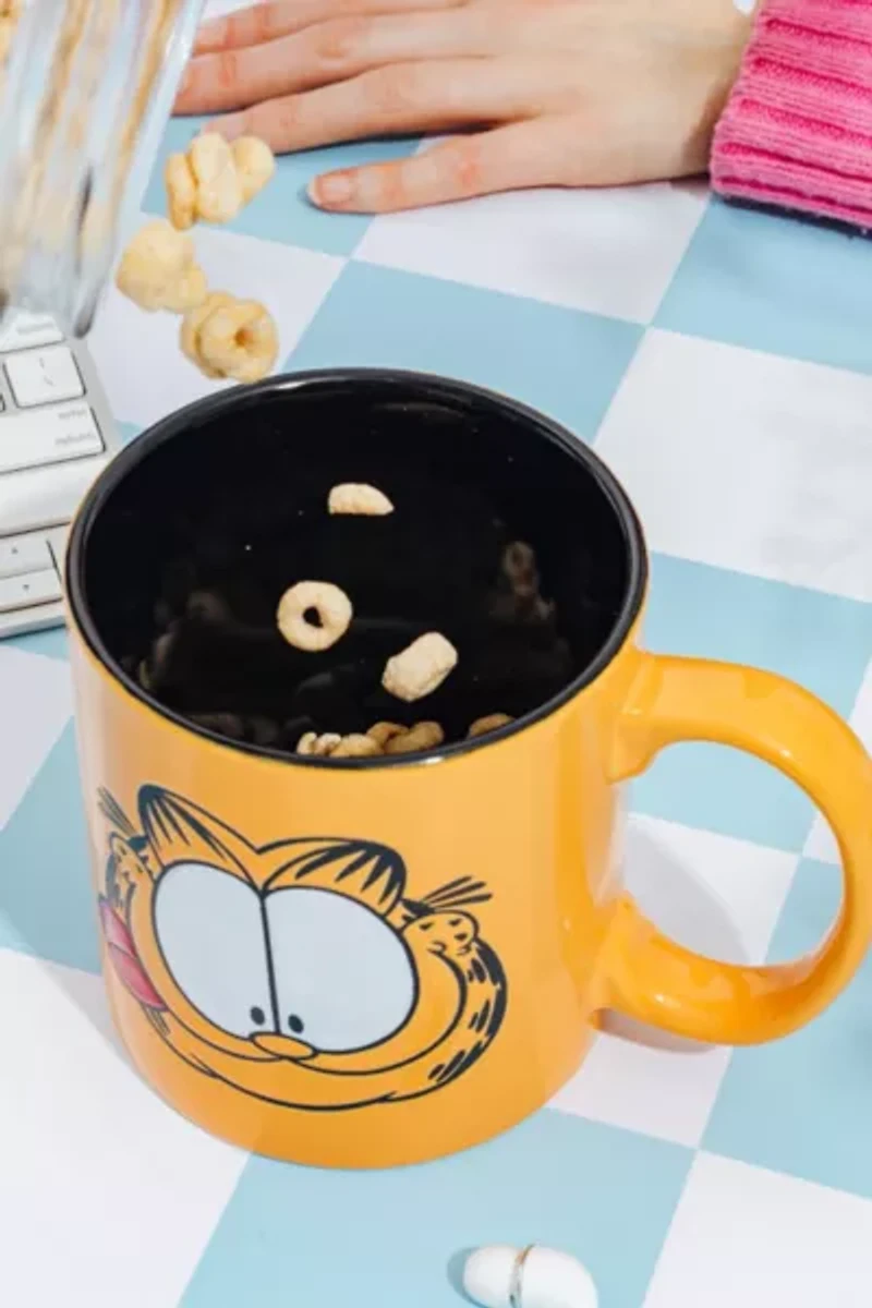 Garfield 20 oz. Ceramic Mug