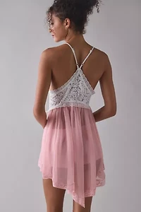 Out From Under Cassandra Sheer Lace + Mesh Hanky Hem Slip