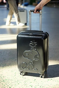 FŪL Peanuts Snoopy & Woodstock Hard Shell Rolling Luggage