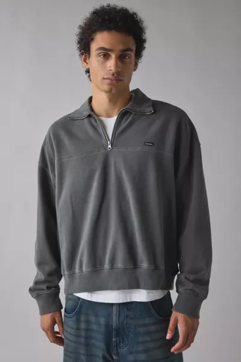 iets frans… Silas Mock Neck Sweatshirt