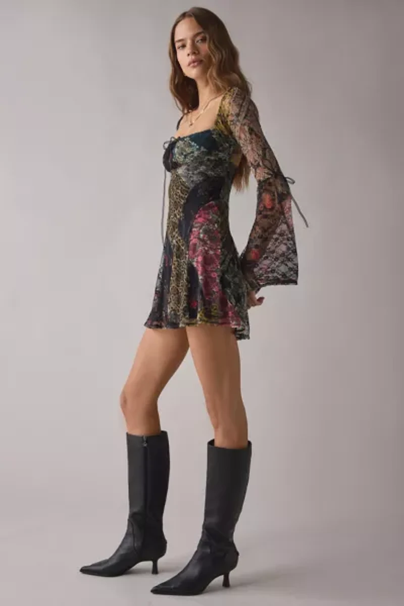Kimchi Blue Alina Ribbon Trim Lace Bell Sleeve Mini Dress