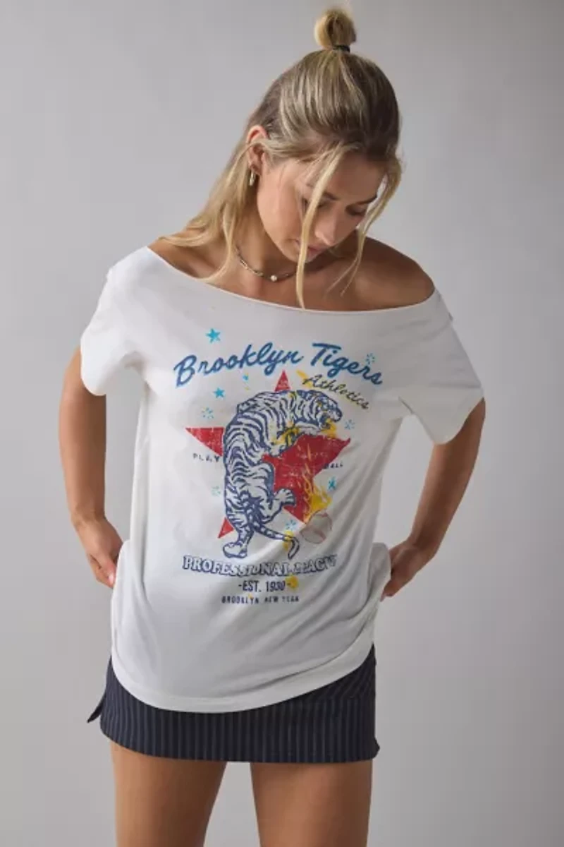 DAY Brooklyn Tigers Graphic Off-The-Shoulder Tee