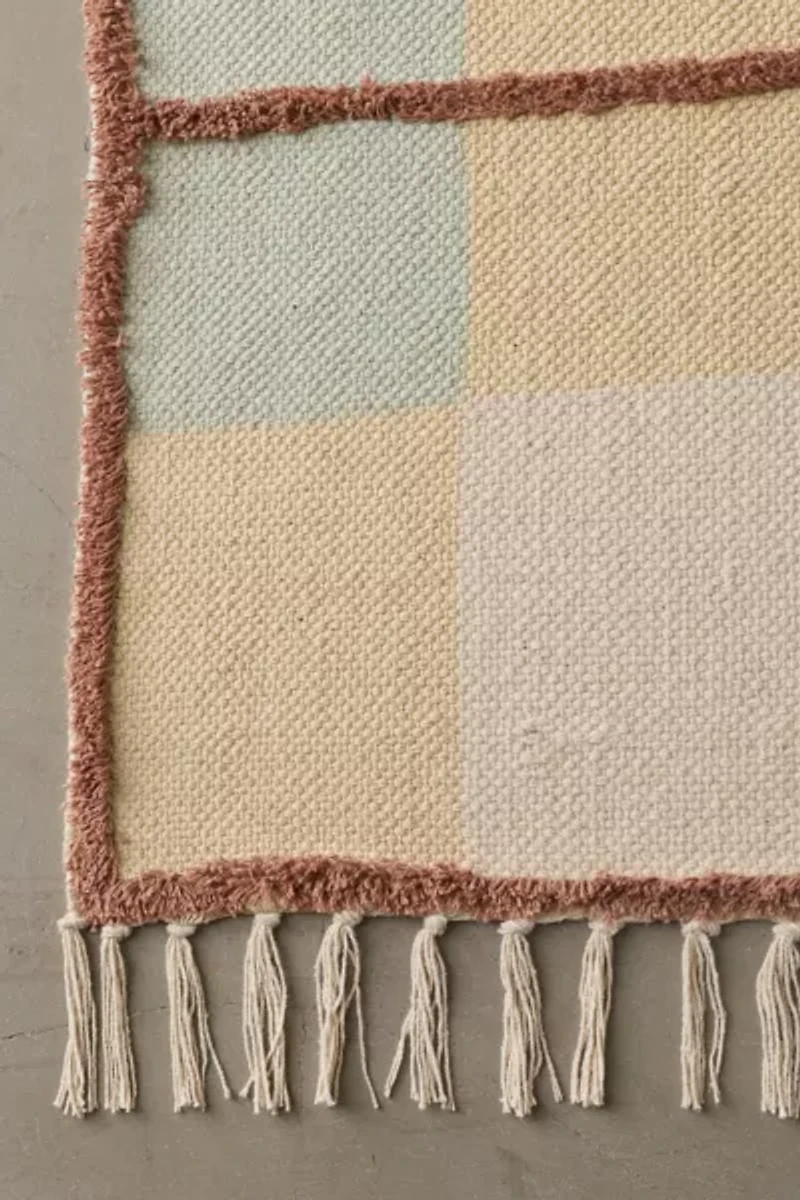 Plaid Woven Shaggy Tufted Rug