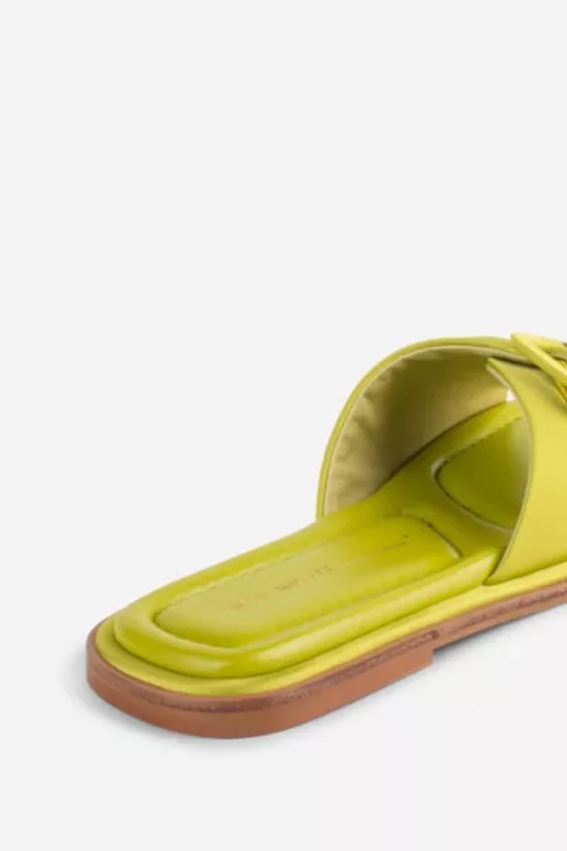 Intentionally Blank Astrid Sandal