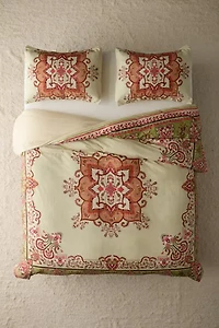 Onika Medallion Patterned Duvet Cover