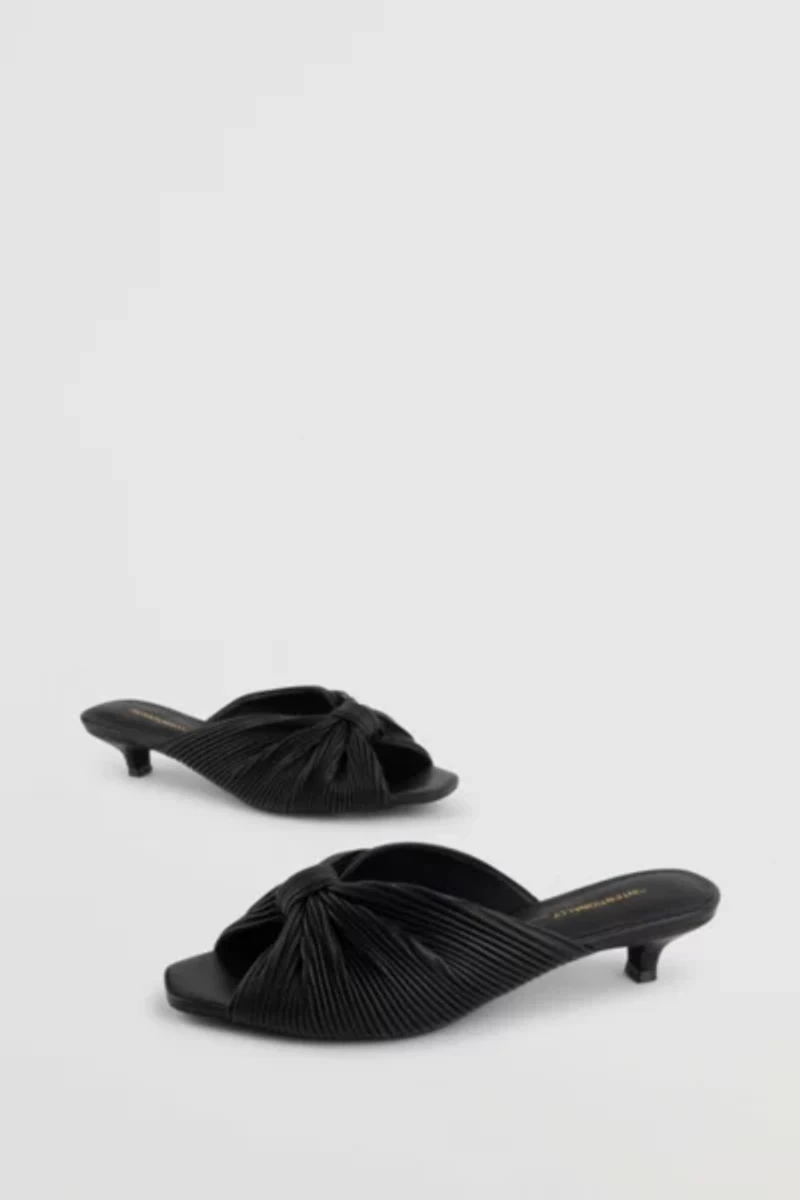 Intentionally Blank Curfew Leather Kitten Heel