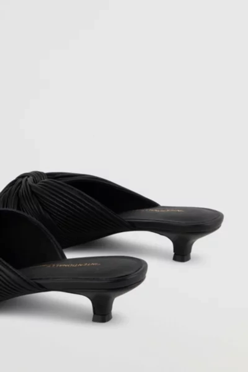Intentionally Blank Curfew Leather Kitten Heel