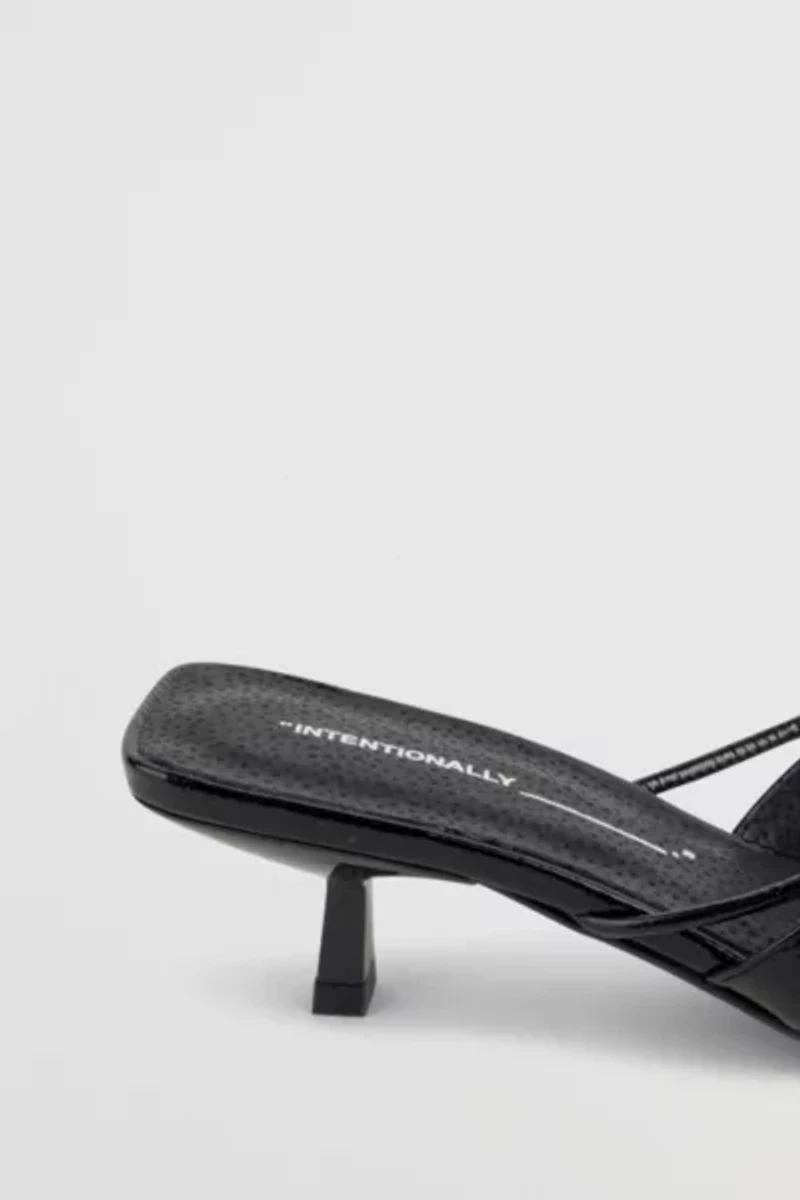 Intentionally Blank Eli Kitten Heel Thong Sandal