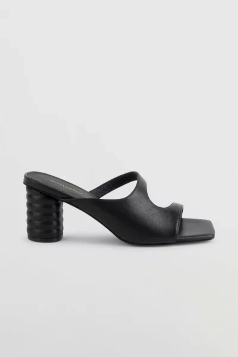 Intentionally Blank Kompass Heel