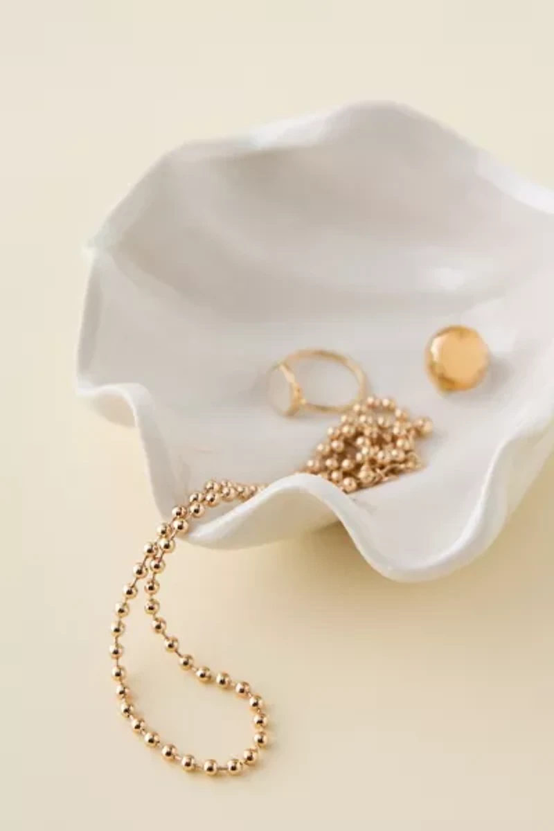 Clam Shell Ceramic Catch-All Dish