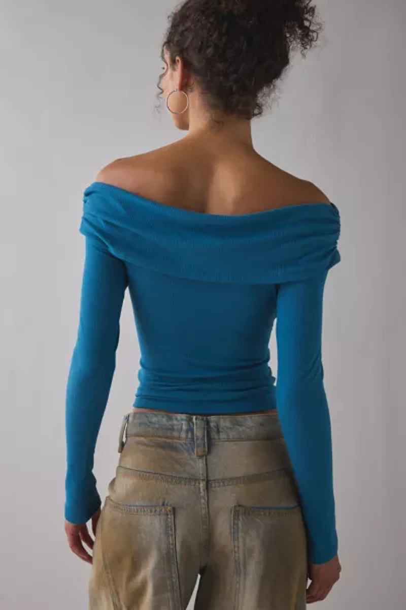 Kimchi Blue Lily Ruched Foldover Off-The-Shoulder Knit Top