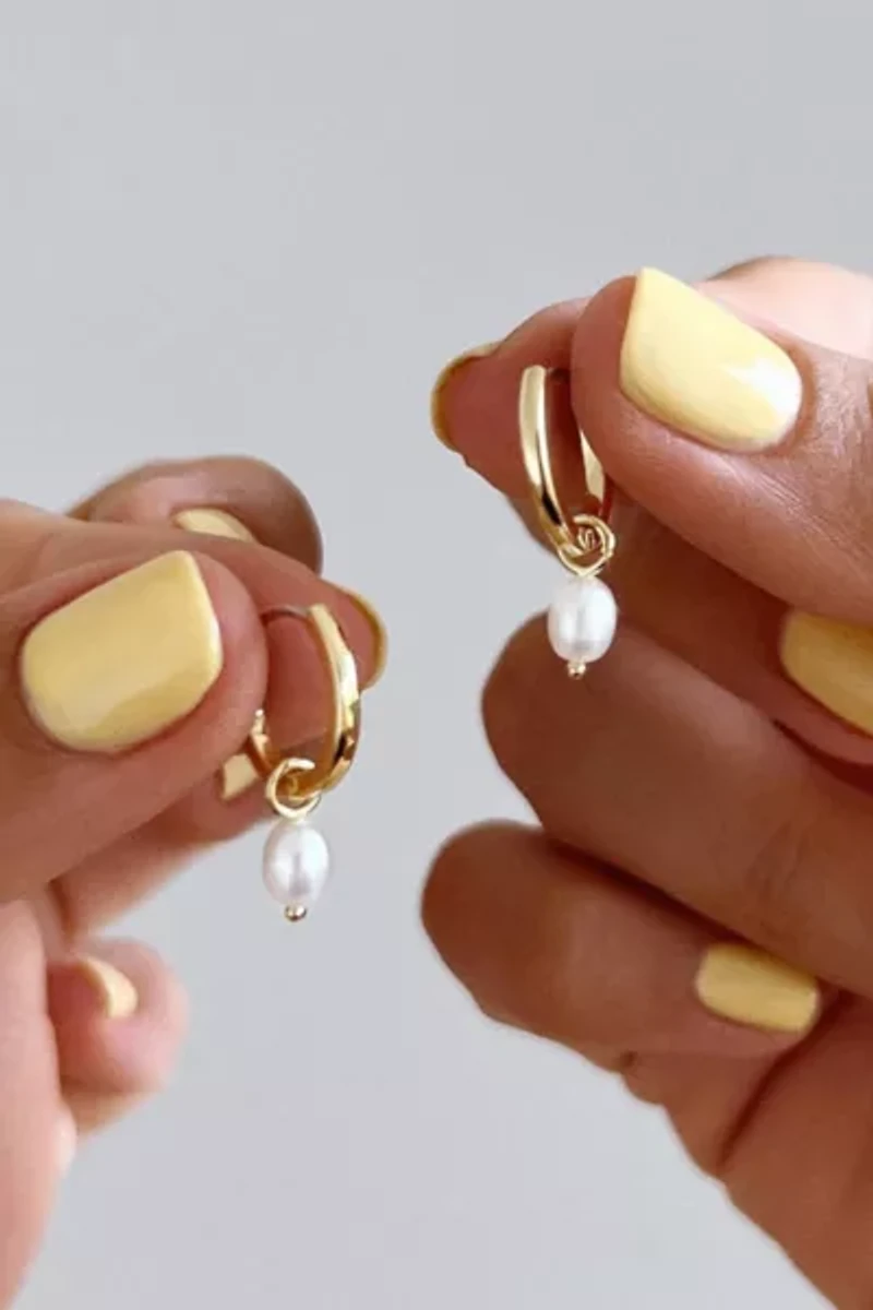 Ana Luisa Frida Huggie Hoops