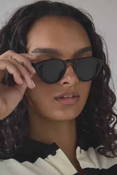 Vintage By UO Round Frame Prep Sunglasses