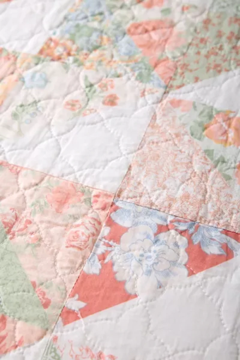 Coventry Floral Quilt Set