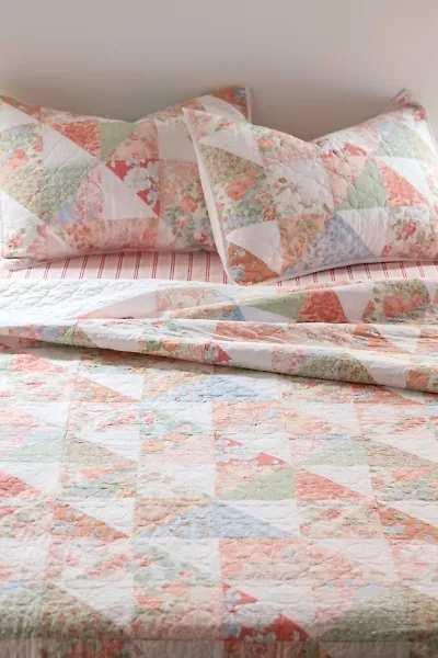 Coventry Floral Quilt Set