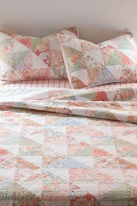 Coventry Floral Quilt Set