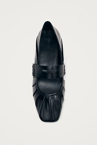 ALOHAS Bargo Leather Loafer Ballet Flat