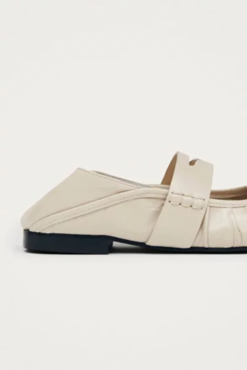 ALOHAS Bargo Leather Loafer Ballet Flat