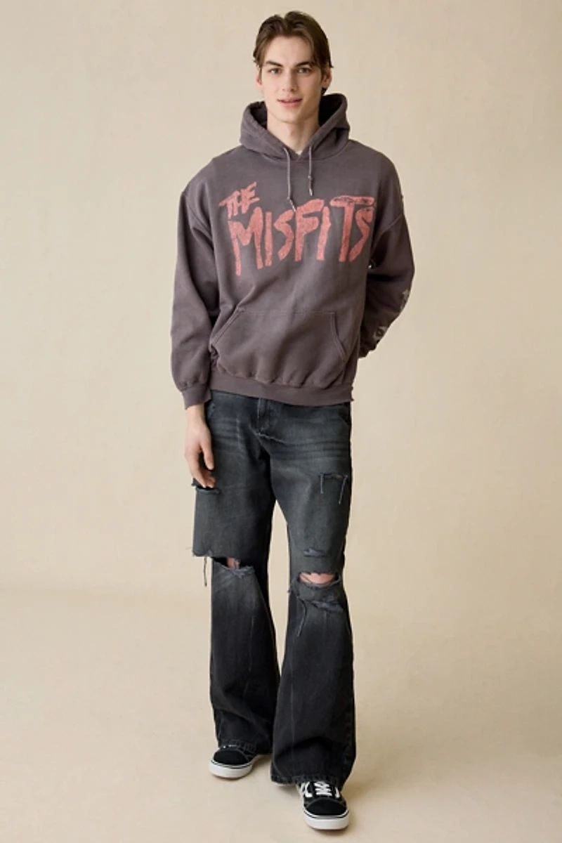 BDG Nitro Destructed Baggy Fit Jean