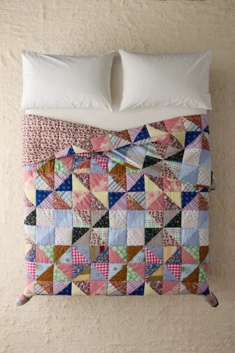 ReMADE By UO Remnants Patchwork Pinwheel Reversible Quilt