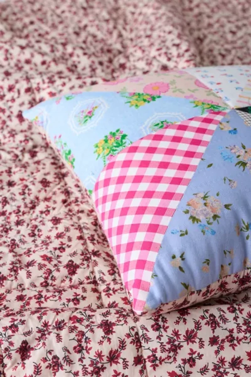ReMADE By UO Remnants Pinwheel Quilted Throw Pillow