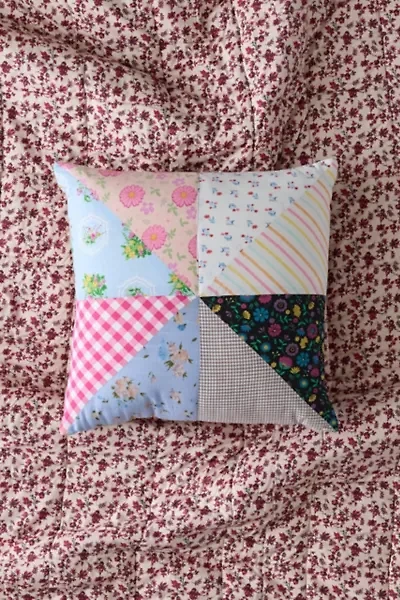 ReMADE By UO Remnants Pinwheel Quilted Throw Pillow
