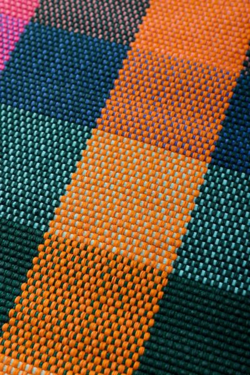 Happy Plaid Woven Indoor/Outdoor Rug