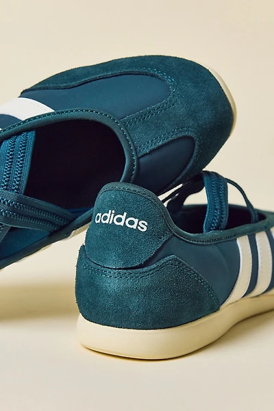 adidas Women's Barreda Mary Jane Sneaker