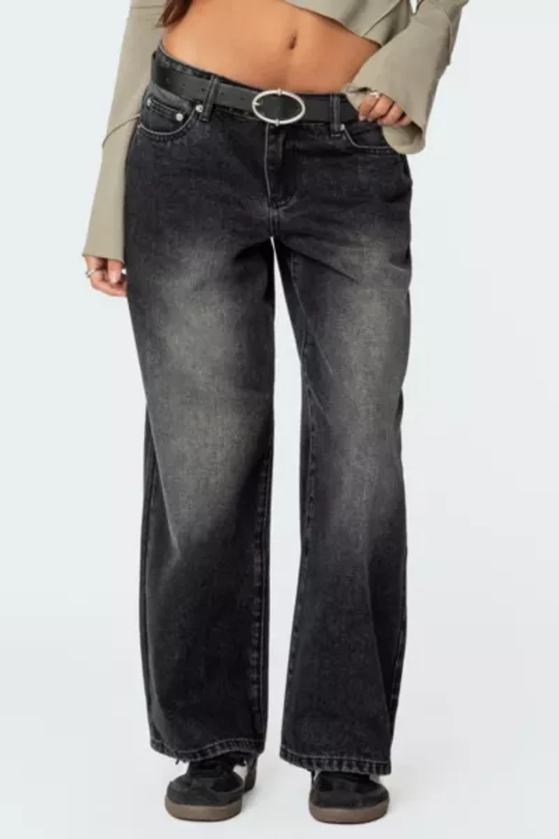Edikted Petite Magda Low Rise Acid Wash Jeans