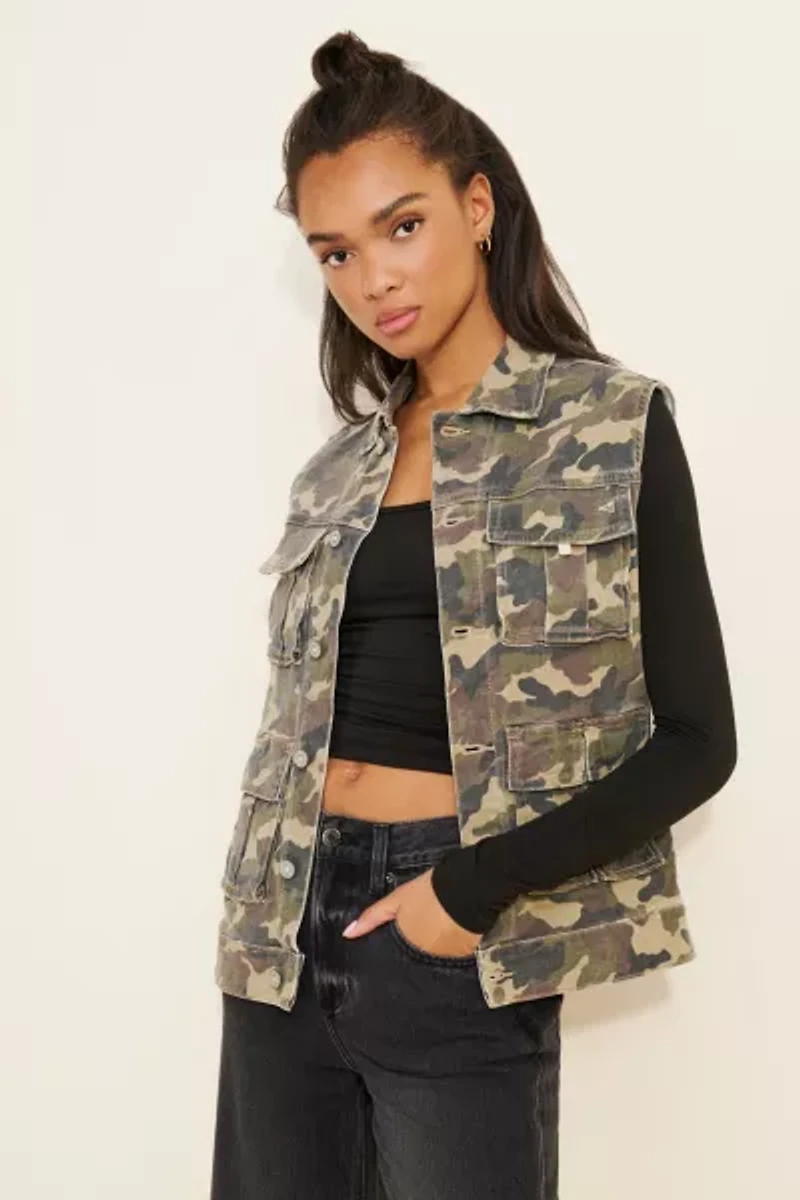 Hidden Jeans Camo Oversized Cargo Vest