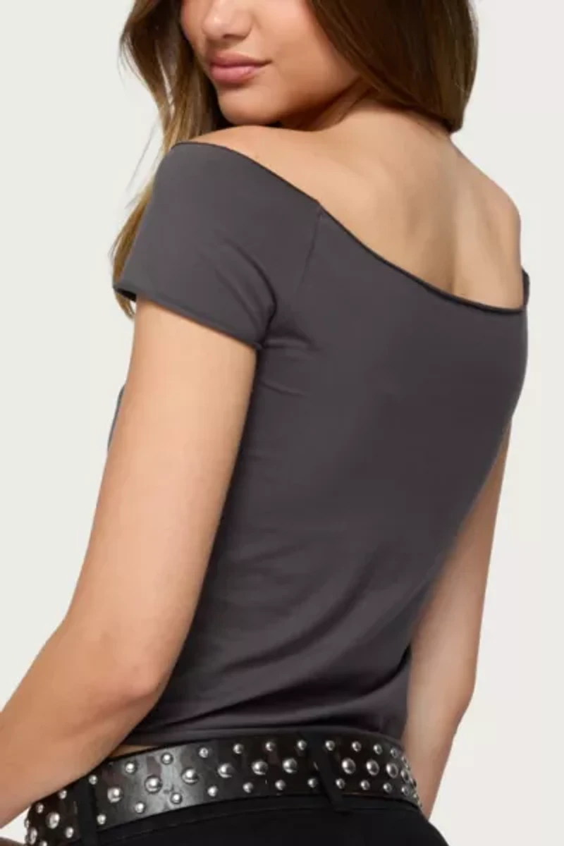 Edikted 76 Off Shoulder Top