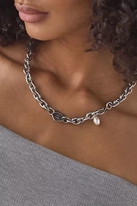 Eleanor Heart Lariat Necklace