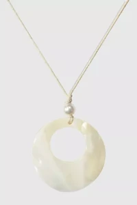 Gemini Jewels Kalani Circle Shell Necklace