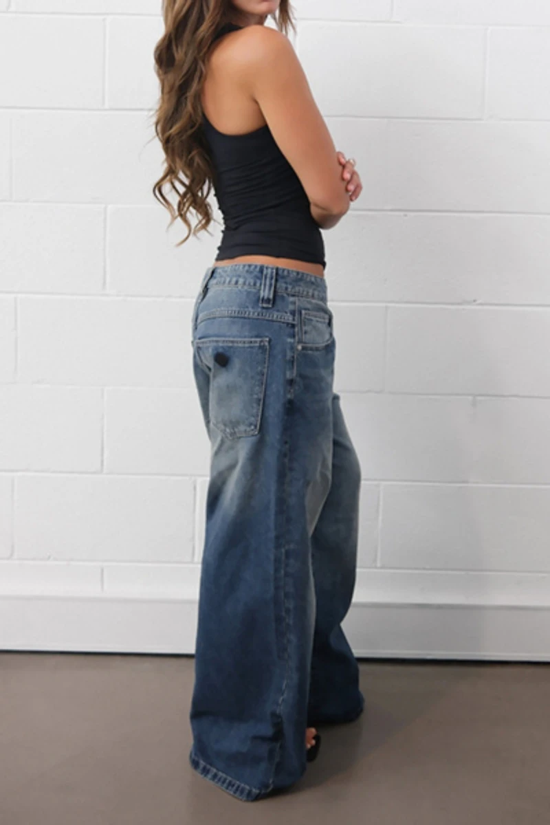 Abrand 99 Low Mega Baggy Jean