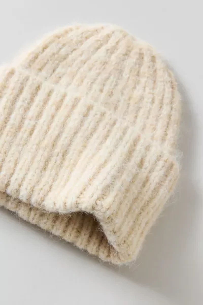 Chunky Ribbed Knit Beanie